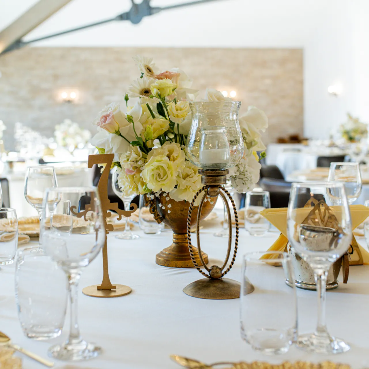 Pensiunea Vladurel- Salon interior